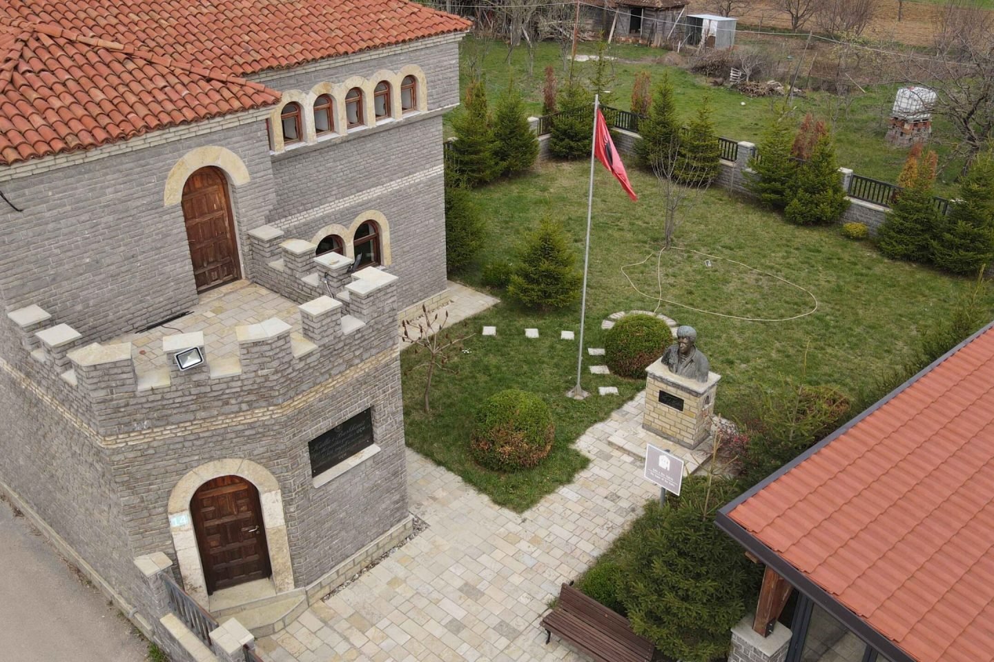 Kulla Ilaz Kodra (2)_5_11zon
